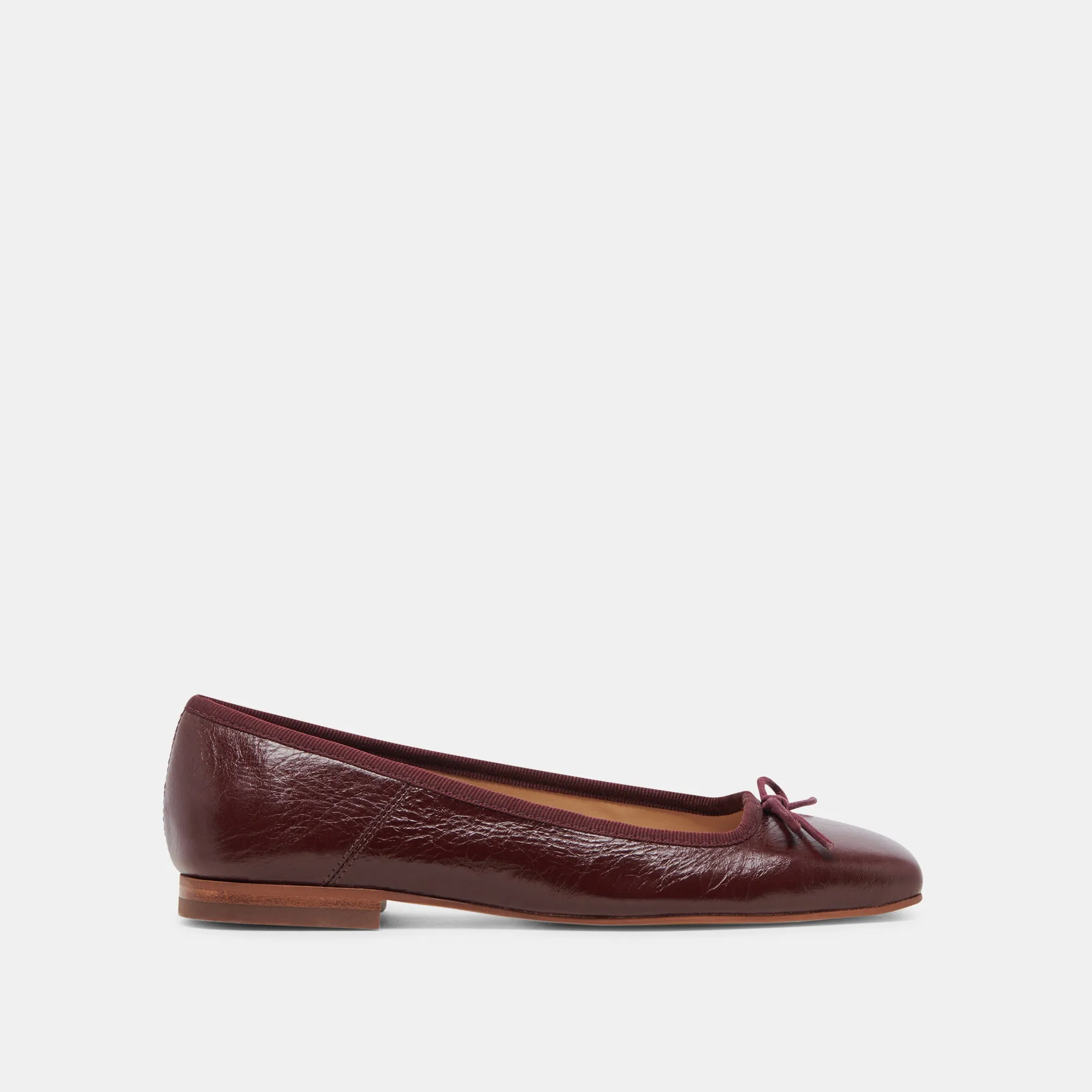 ANISA BALLET FLATS CRANBERRY CRINKLE PATENT