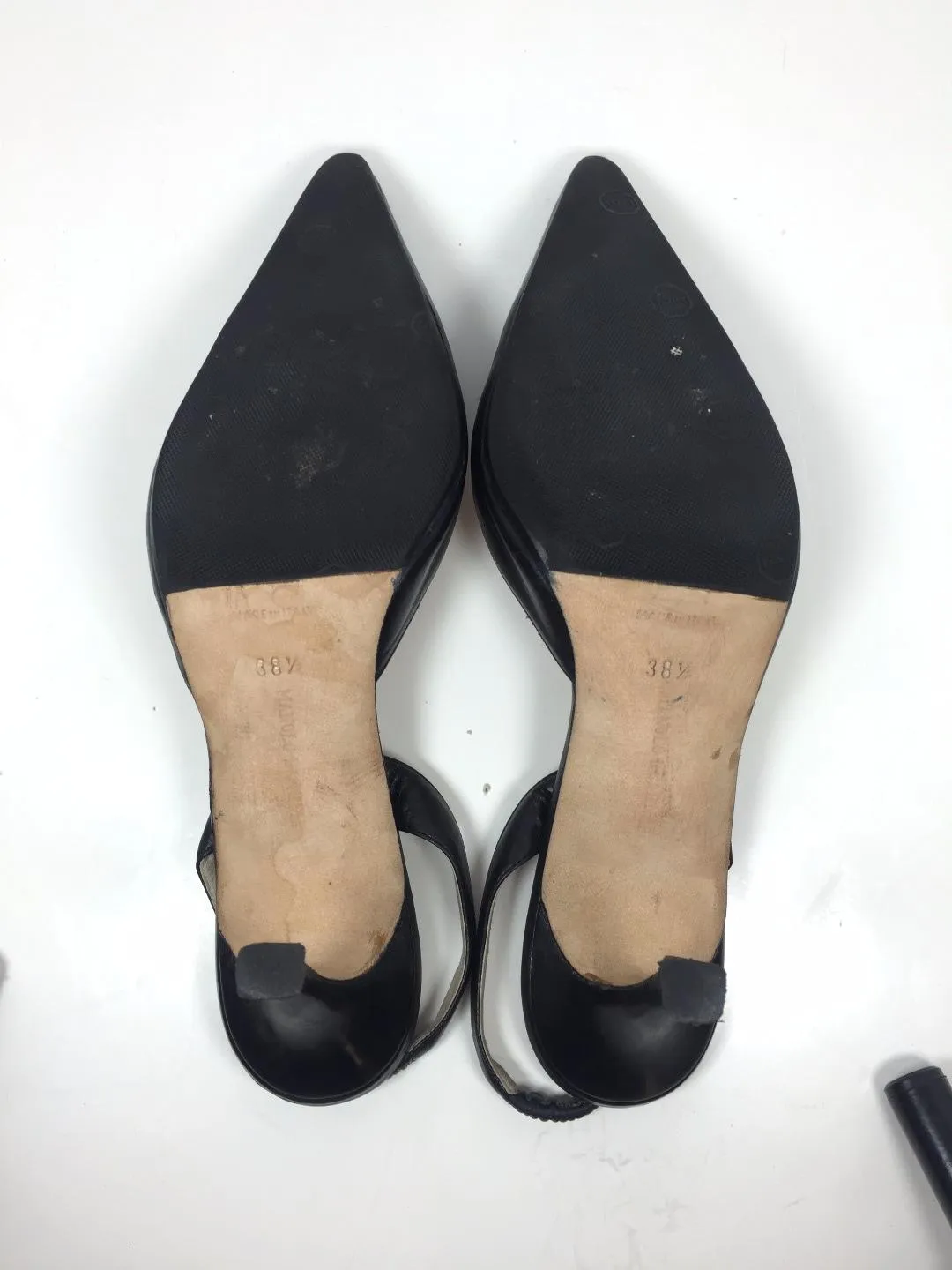 MANOLO BLAHNIK Black Leather Slingback Pumps Size 8